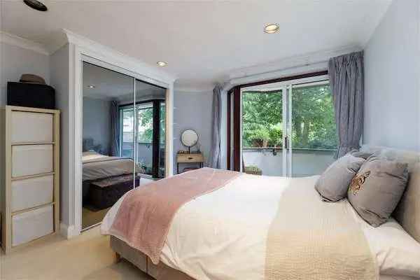 Conifer Court, 2 Inner Park Road, Wimbledon, London, SW19 6DZ | Property for sale | Savills