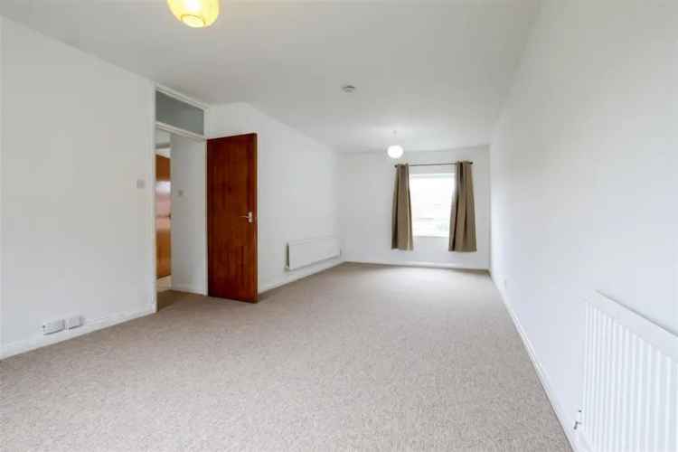 2 Bedroom Apartment House to Rent