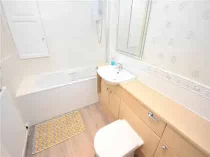 1 Bedroom Furnished Flat Aberdeen - Gas Central Heating - Shared Garden