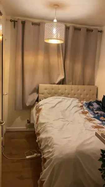 Flat For Rent in London, England