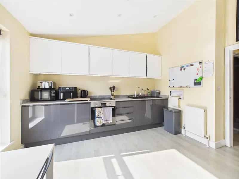 2 Bedroom Flat for Sale in Stratton near Bude