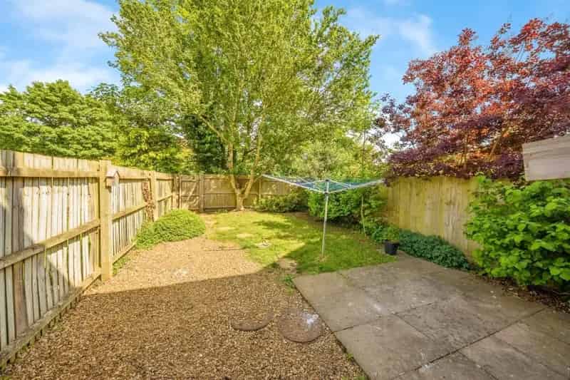 2 Bedroom Terrace House Rutland Heights Stamford
