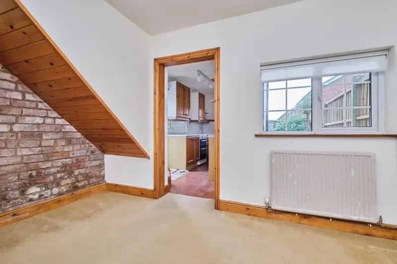 2 Bedroom House For Sale City Centre Location