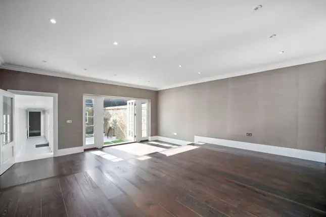 3 Bed 3 Bath Duplex Flat Belgravia SW1W