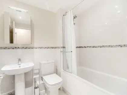 2 Bedroom 85m² Furnished Flat London