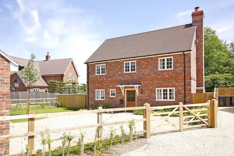 4 Bedroom Detached House to Rent Pewsey