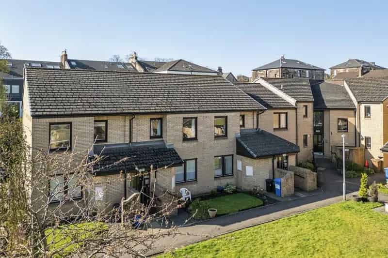 1 Bedroom Ground Floor Retirement Apartment for Sale in Jordanhill