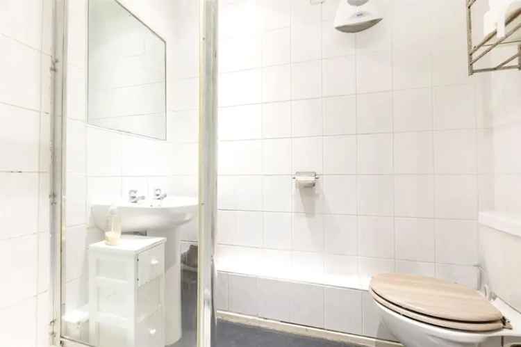 4 Bedroom Detached House to Rent Surrey Quays