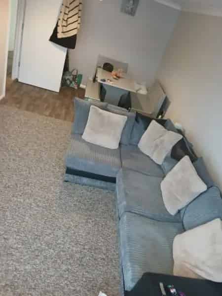 2 Bed House Near Eastleigh Town and College