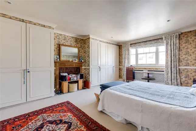 Flat for Sale in Eaton Place Belgravia SW1X