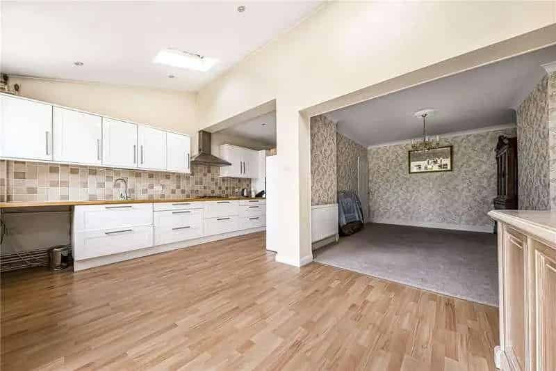 3 Bed Semi-Detached House for Sale