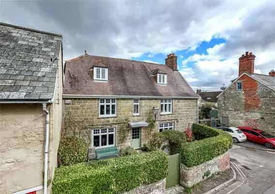 Font House Shaftesbury Dorset Grade II Listed Townhouse for Sale