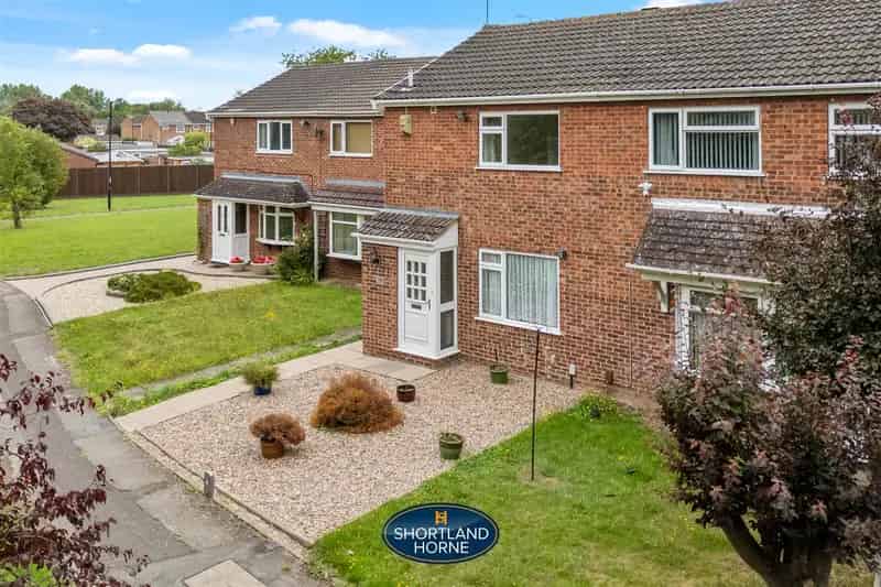 3 Bedroom Semi Detached House to Rent