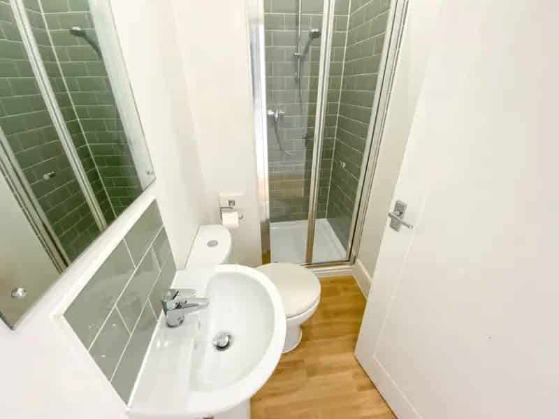 Flat To Rent Available Now