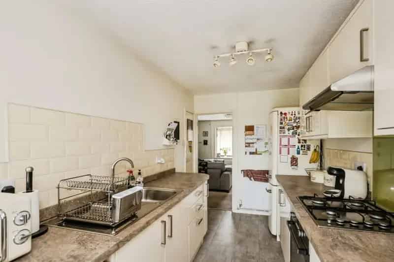 3 Bedroom Semi-Detached Bungalow Clydach
