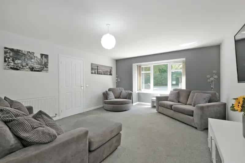 Four Bedroom Semi-Detached House in Stoneywood Near Dyce