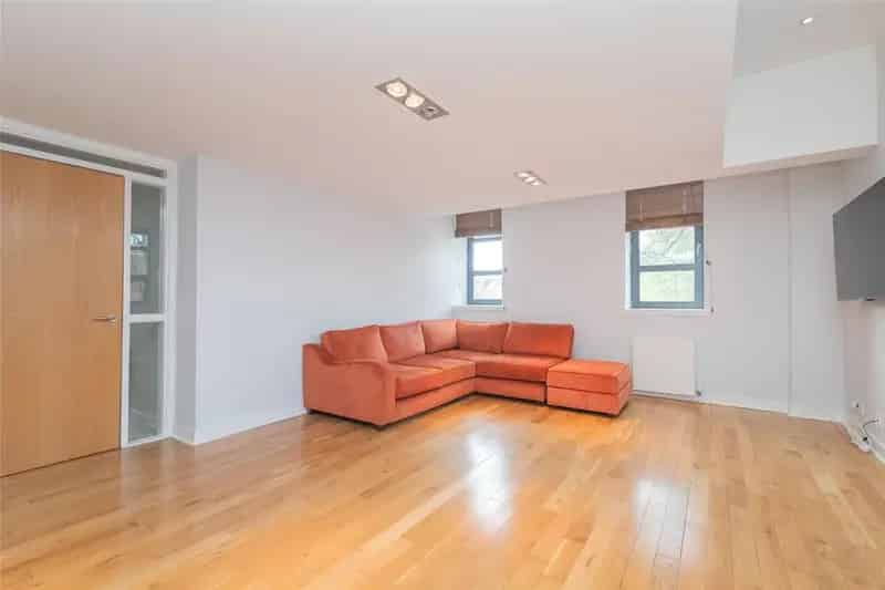 3 Bedroom Apartment to Rent in Glasgow