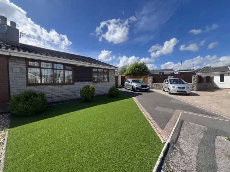 2 Bedroom Bungalow for Sale Highbridge Close Breightmet