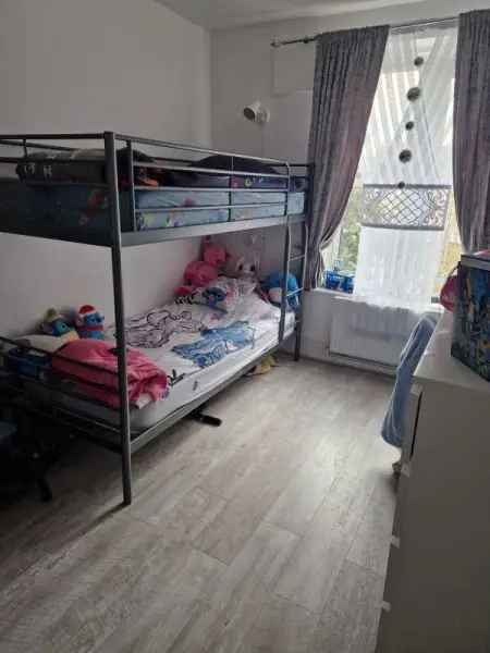 Flat For Rent in London, England