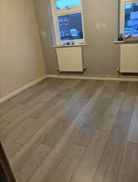 Two Bedroom House in Aylesbury - Big Garden, Pet Friendly, Near Top School