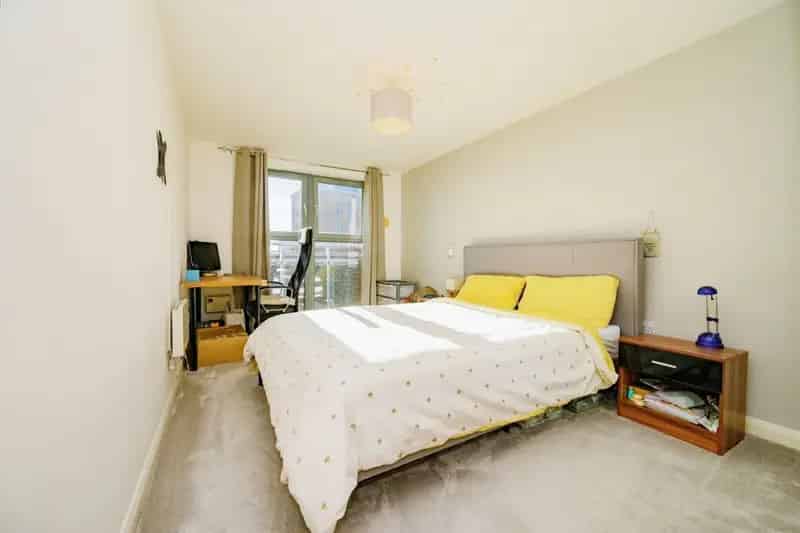 Two Bedroom Apartment Near St Albans City Centre