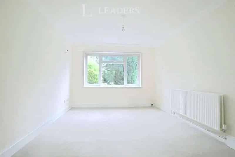 3 Bed End Terrace House For Sale