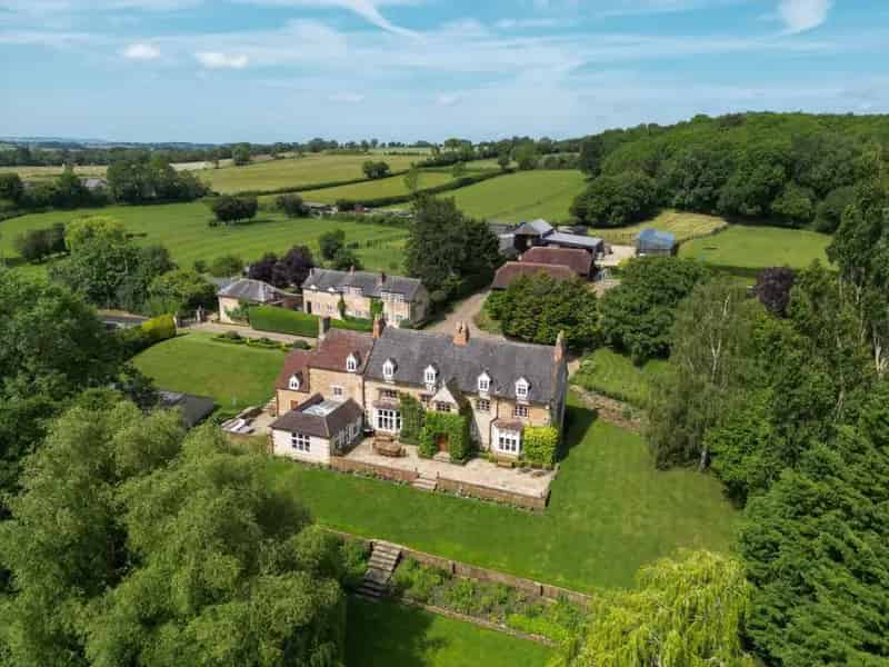 Grade II Listed Country Home with Extensive Grounds and Equestrian Facilities