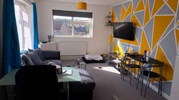 Flat For Rent in North Hertfordshire, England