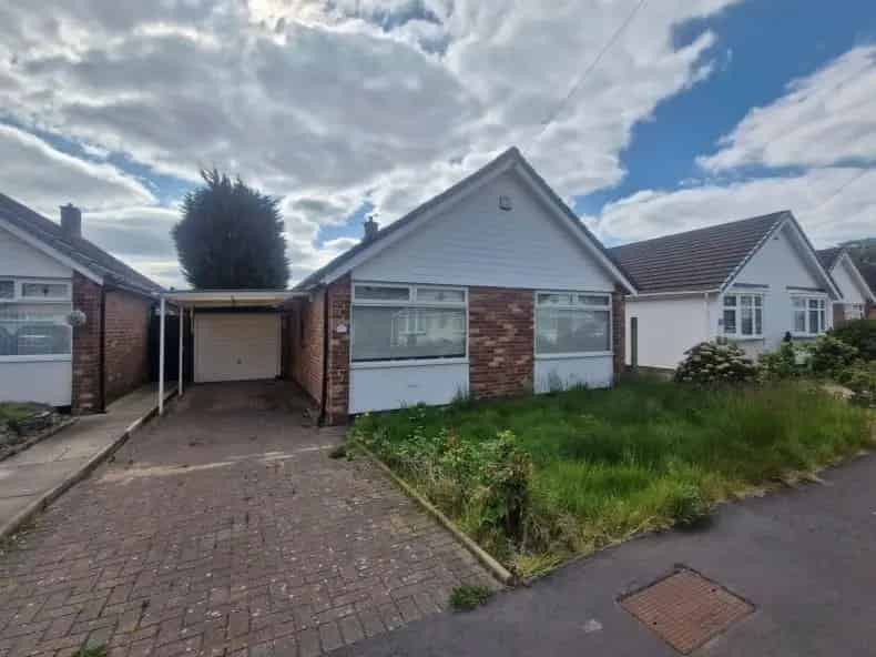 2 Bed Detached Bungalow Renovation Project Near Maghull Station