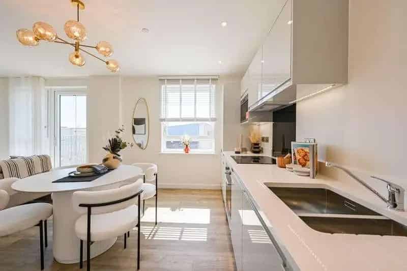 1 Bed Flat for Sale near Pontoon Dock DLR
