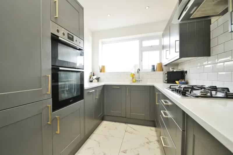 3-Bed Dormer Bungalow in Bilton Near Schools and Amenities