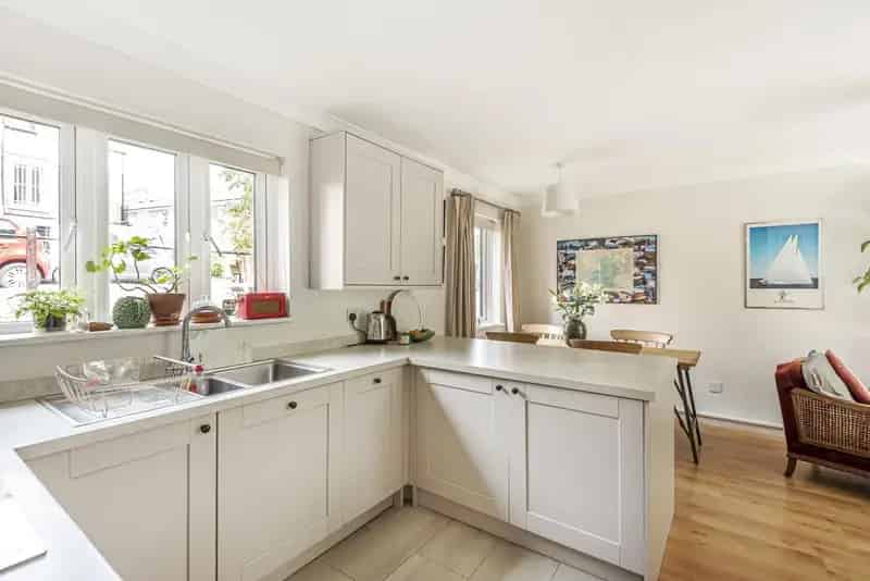 Ground Floor Apartment near Tooting Bec Common Balham