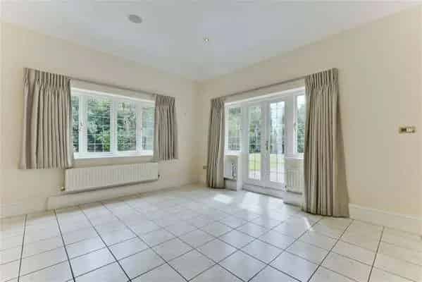 Five Bedroom Family Home for Sale in Burwood Park
