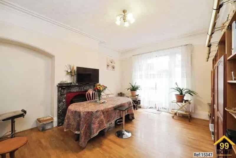 7 Bed House for Sale HMO Potential Large Garden Double Garage