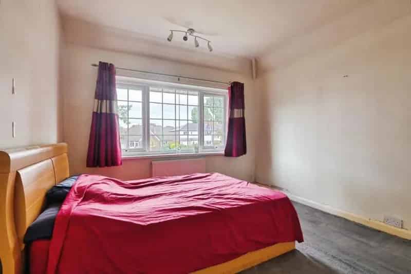 4 Bed Detached House For Sale No Chain Huge Potential