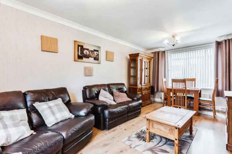 2 Bedroom Semi Detached House Leeds LS10