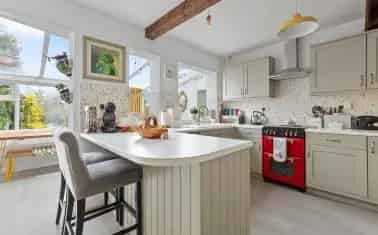Spacious Semi-Detached Home near Jurassic Coast