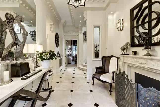 14-Bedroom House in Hampstead Village