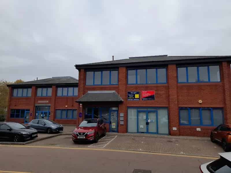 Self Contained Ground Floor Office Suite with 8 Parking Spaces