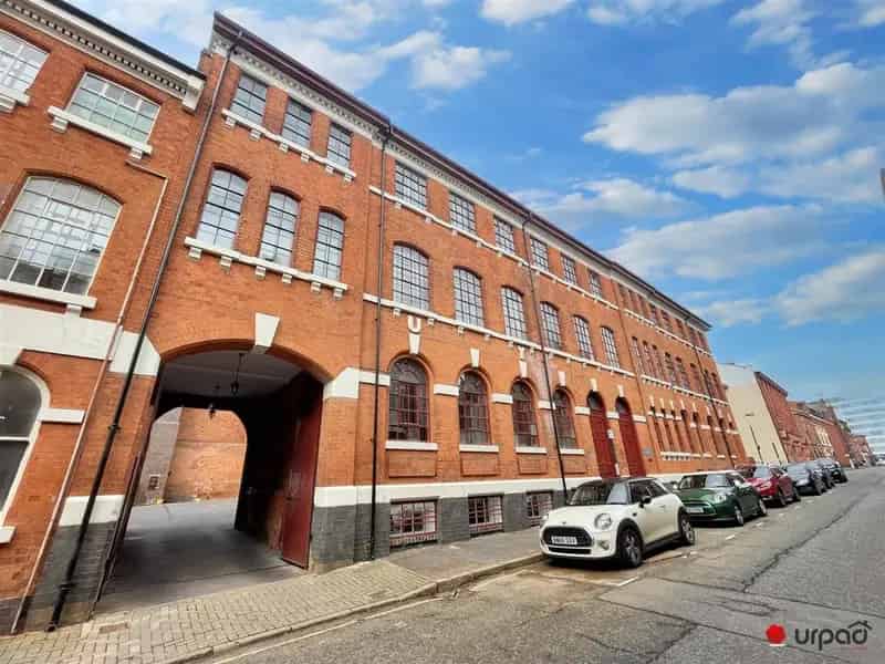 2 Bedroom Apartment to Rent in Birmingham Jewellery Quarter