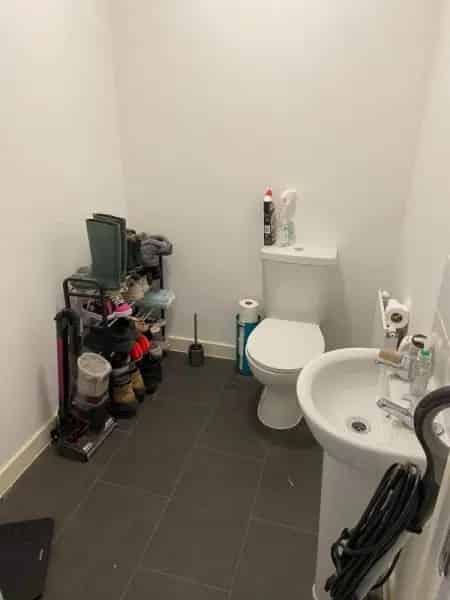 Large 3-Bed Newbuild House Near Amenities
