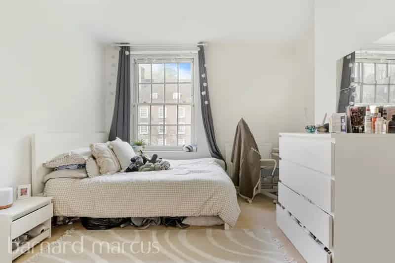 Two Double Bedroom Flat Near Lambeth North Station - Zero Deposit Guarantee