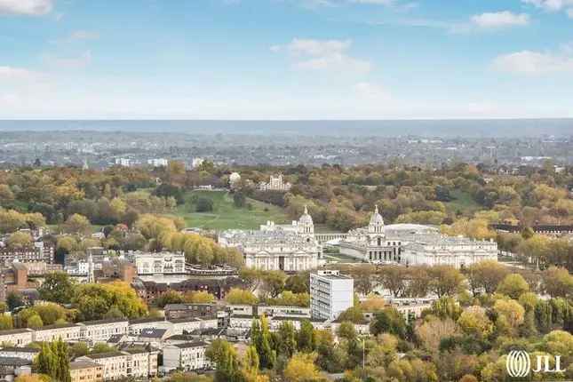 Luxury 3-Bed Canary Wharf Apartment with Stunning Views and 5-Star Amenities