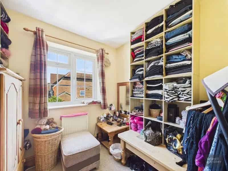 3 Bed Detached House for Sale in Rickmansworth