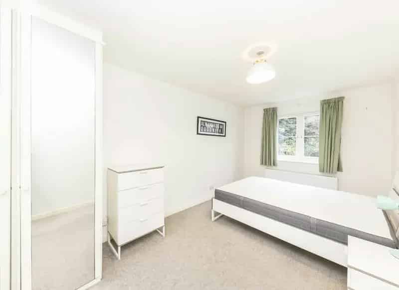 One Bed Flat Lordship Lane  Ideal First Time Buy