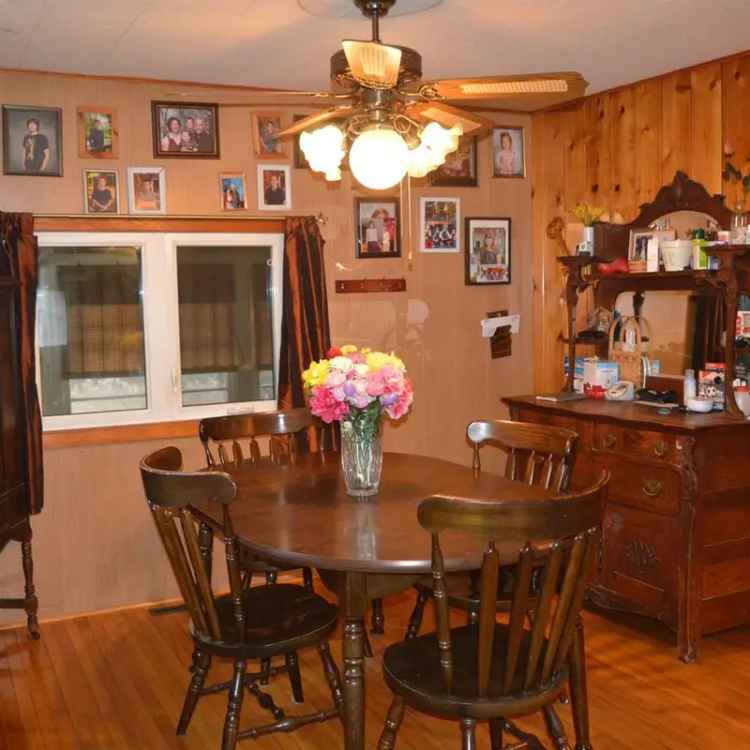Country Home near Hiking Trails and Amenities