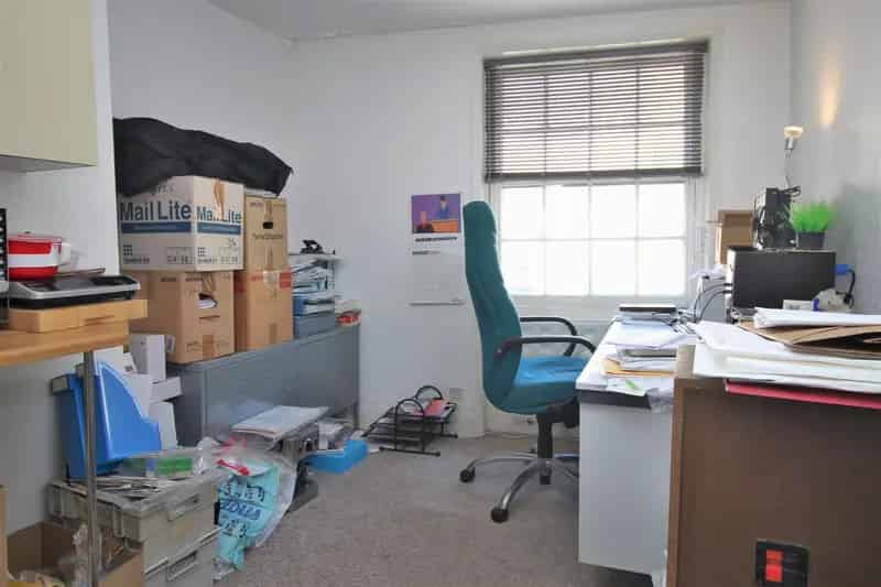 0 Bedroom Office to Rent Central City