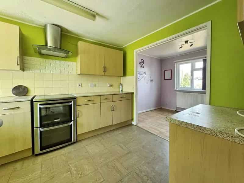 3 Bedroom Mid Terrace House for Rent Carlton-in-Lindrick