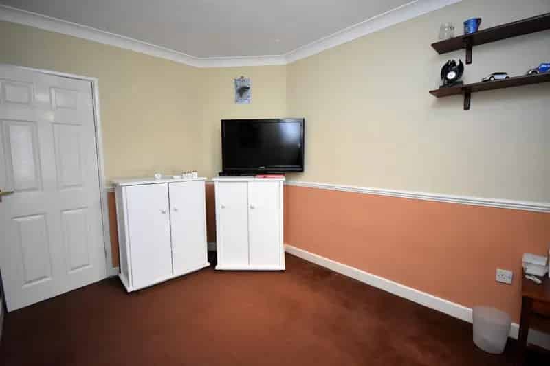 2 Bed House for Sale Spacious Living Updated Bathroom