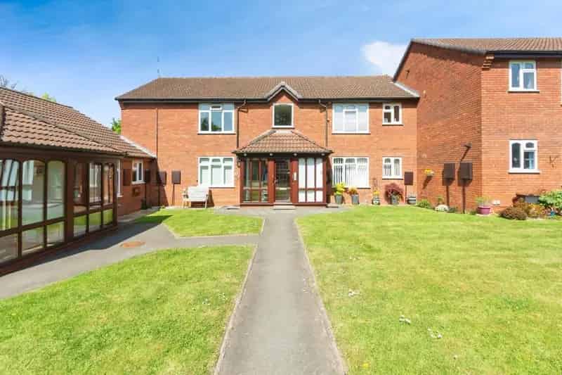 2 Bedroom Apartment for Sale